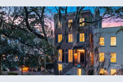 11 W Jones Street, Savannah, GA 31401 - Photo 31