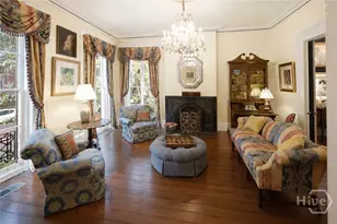 11 W Jones St, Savannah, GA 31401 - Photo 7