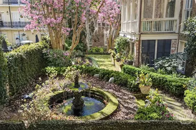 11 W Jones Street, Savannah, GA 31401 - Photo 25