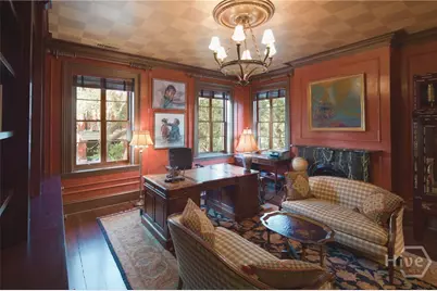11 W Jones Street, Savannah, GA 31401 - Photo 15