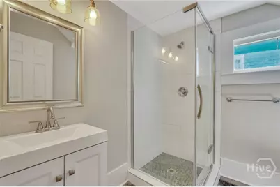 309 W 33rd Street, Savannah, GA 31401 - Photo 19