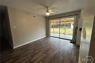 321 Sharondale Rd, Savannah, GA 31419 - Photo 11