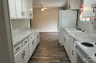 321 Sharondale Rd, Savannah, GA 31419 - Photo 7