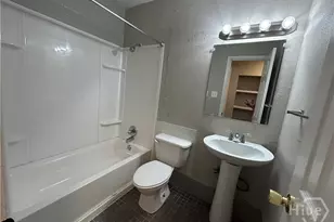 321 Sharondale Rd, Savannah, GA 31419 - Photo 17