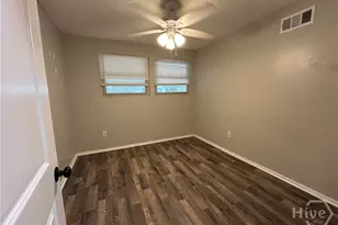 321 Sharondale Rd, Savannah, GA 31419 - Photo 13