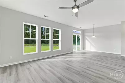 240 Mage Street, Savannah, GA 31302 - Photo 3
