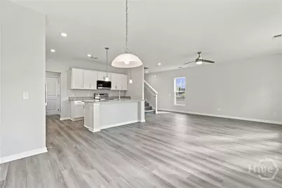240 Mage Street, Savannah, GA 31302 - Photo 5