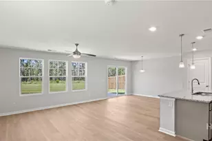 240 Mage St, Savannah, GA 31302 - Photo 13