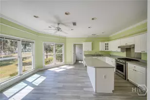 308 Bradley Point Rd, Savannah, GA 31410 - Photo 21