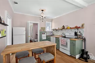 22 E 37th St, Savannah, GA 31401 - Photo 27