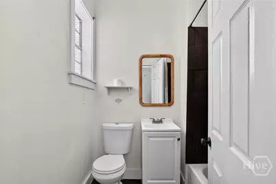 22 E 37th Street, Savannah, GA 31401 - Photo 15