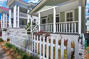 22 E 37th St, Savannah, GA 31401 - Photo 3