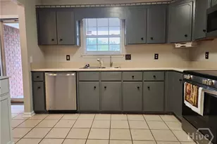 1010 Barley Dr, Hinesville, GA 31313 - Photo 5