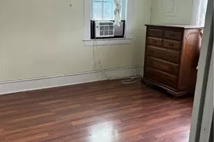 201 E 39th St, Savannah, GA 31401 - Photo 13
