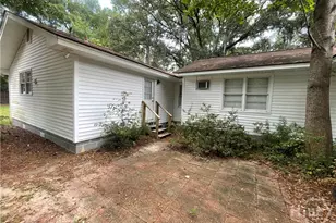 2108 E 65th St, Savannah, GA 31404 - Photo 21