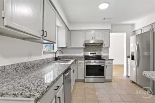 520 Oemler Loop, Savannah, GA 31410 - Photo 11