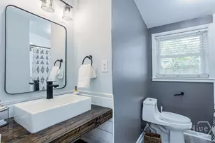 7 Broadmoor Cir, Savannah, GA 31406 - Photo 17