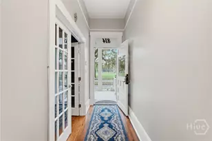 814 Drayton St, Savannah, GA 31401 - Photo 9