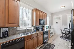 814 Drayton St, Savannah, GA 31401 - Photo 19