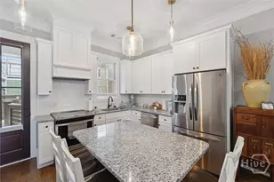 714 Tattnall St, Savannah, GA 31401 - Photo 7