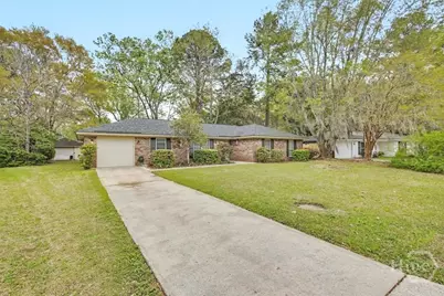 8 Chowning Drive, Savannah, GA 31419 - Photo 1