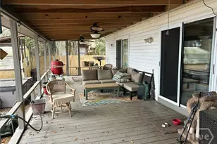 941 Lake Dr, Midway, GA 31320 - Photo 5