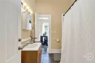 319 W 33rd St, Savannah, GA 31401 - Photo 9