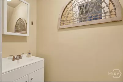 319 W 33rd Street, Savannah, GA 31401 - Photo 7
