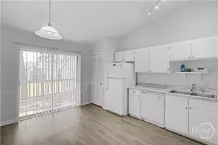 910 Brett Dr, Hinesville, GA 31313 - Photo 7