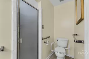 318 Sunderland Dr, Savannah, GA 31406 - Photo 35