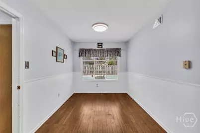 318 Sunderland Drive, Savannah, GA 31406 - Photo 15