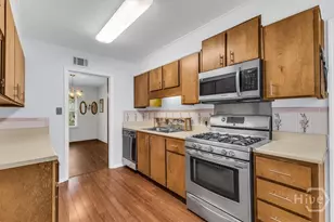 318 Sunderland Dr, Savannah, GA 31406 - Photo 11