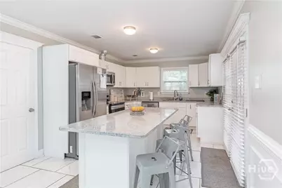 112 W 52nd Street, Savannah, GA 31405 - Photo 7