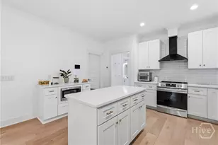 1112 E 31st St, Savannah, GA 31404 - Photo 7