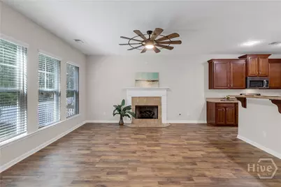 97 Salt Grass Circle, Richmond Hill, GA 31324 - Photo 13