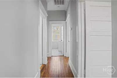 115 W 34th Street, Savannah, GA 31401 - Photo 23