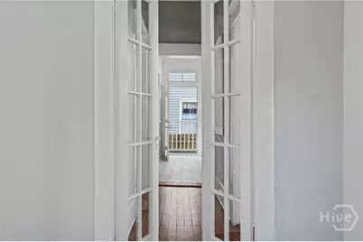 115 W 34th Street, Savannah, GA 31401 - Photo 7