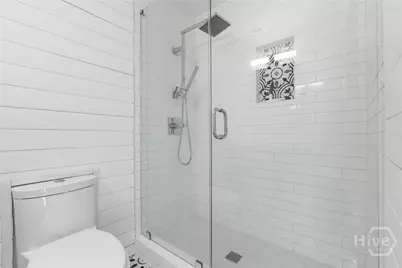 108 W Duffy Lane, Savannah, GA 31401 - Photo 11