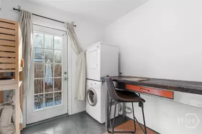 108 W Duffy Lane, Savannah, GA 31401 - Photo 13