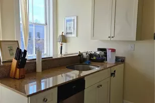 125 E Broad St, Savannah, GA - Photo 7
