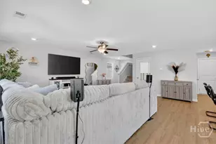 26 Flagler Dr, Savannah, GA 31419 - Photo 9