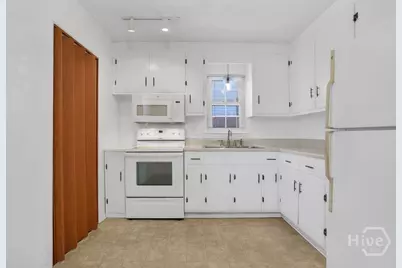122 Bowman Avenue, Savannah, GA 31408 - Photo 15