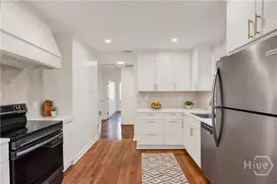 2028 Hawthorne St, Savannah, GA 31404 - Photo 11