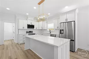 1205 E 34th St, Savannah, GA 31404 - Photo 13