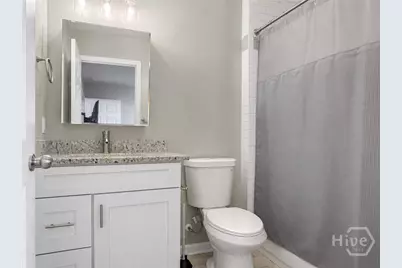2344 & 2344 1/2 Camelia Court, Savannah, GA 31404 - Photo 11