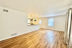 1714 E 60th St, Savannah, GA 31404 - Photo 5