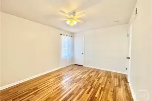 1714 E 60th St, Savannah, GA 31404 - Photo 23