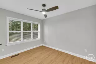 131 Pointe S Dr, Hinesville, GA 31313 - Photo 17