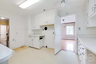 48 E 61st St, Savannah, GA 31405 - Photo 7
