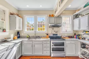 524 E 45th St, Savannah, GA 31405 - Photo 25